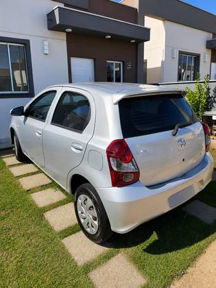 TOYOTA ETIOS 1.3 X 16V FLEX 4P MANUAL TOYOTA ETIOS 1.3 X 16V FLEX 4P MANUAL